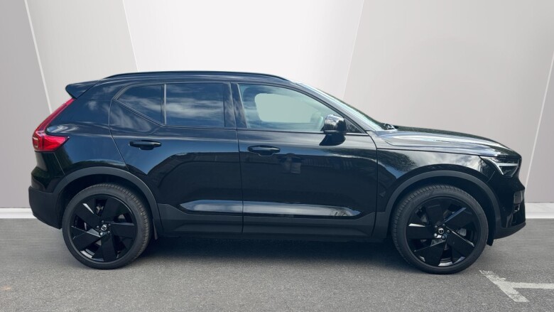 Volvo EX40 185kW Ext Range Ultra Black Edition 82kWh 5dr Auto Electric Estate